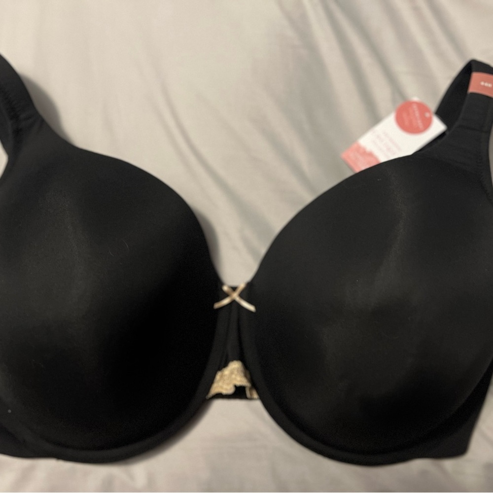 Cacique Black Full Coverage Bra with Molded Cups